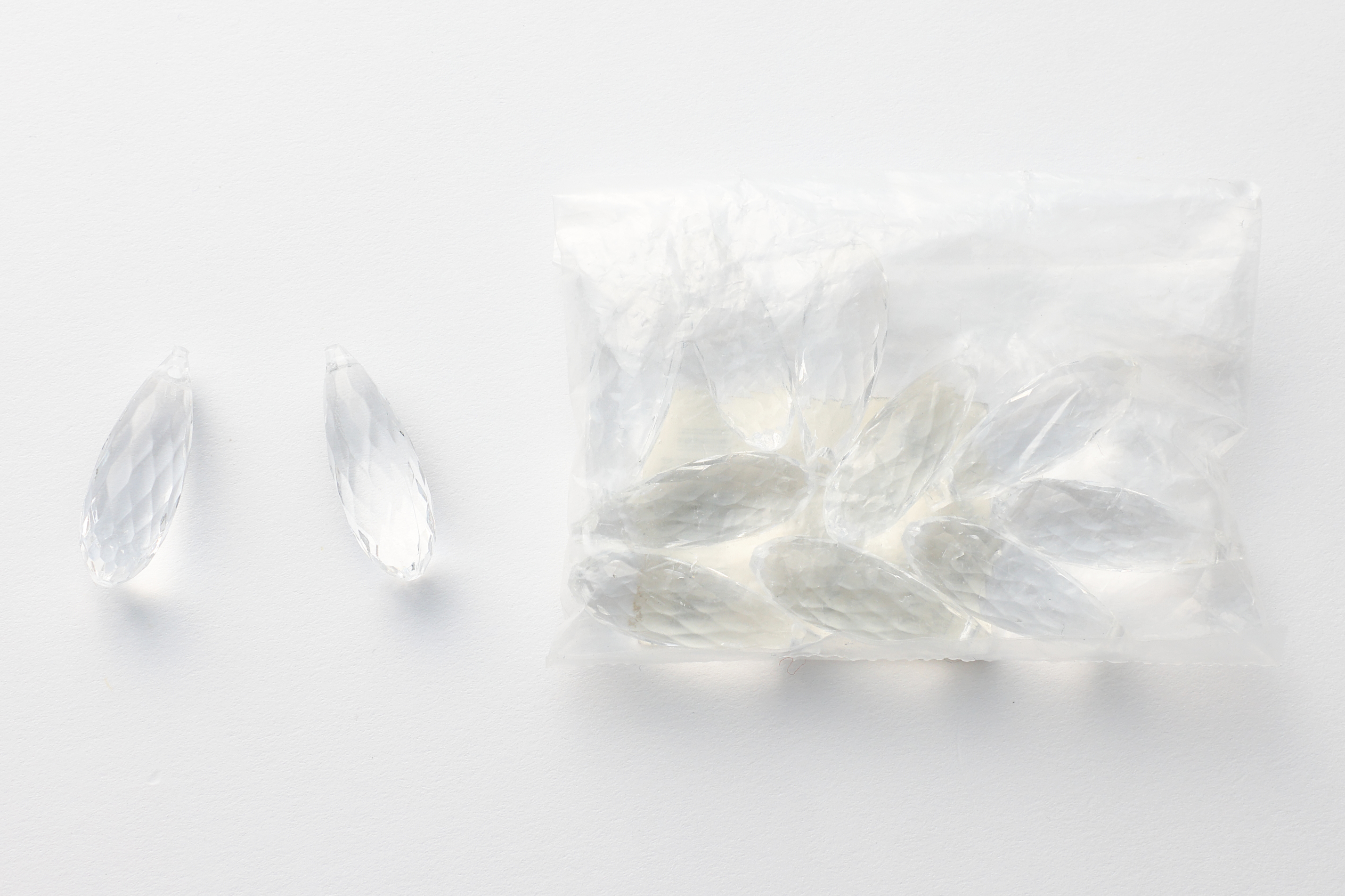 ビーズ クリスタル