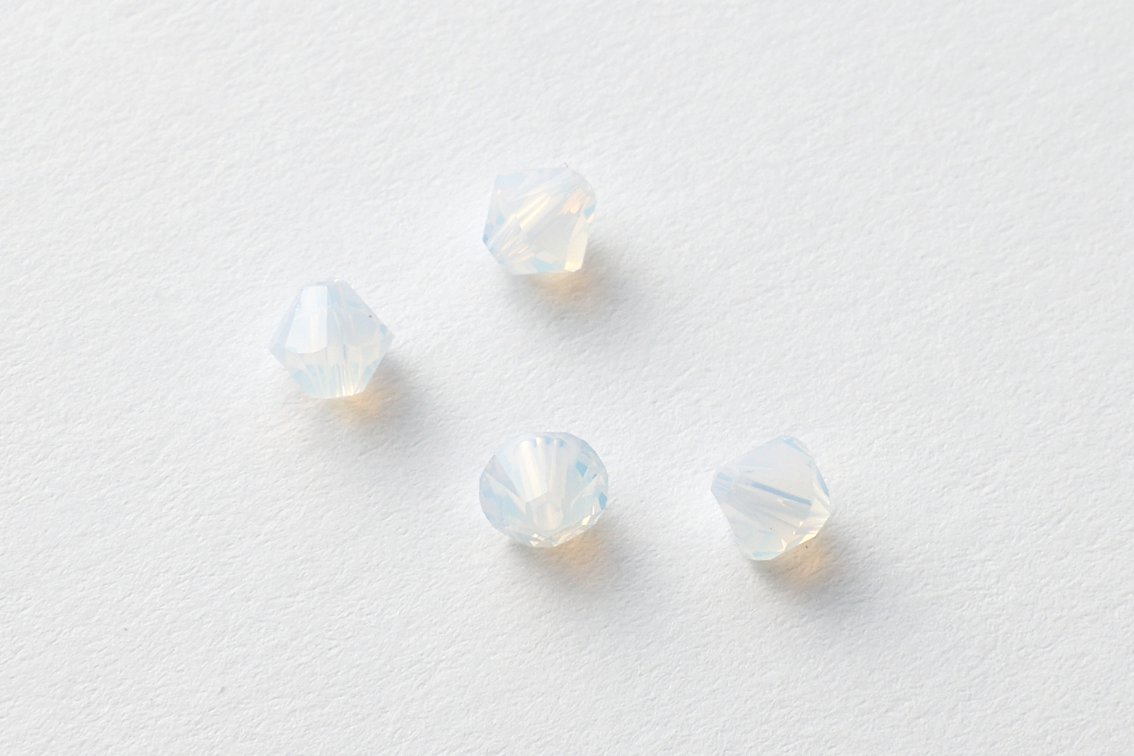 ビーズ クリスタル