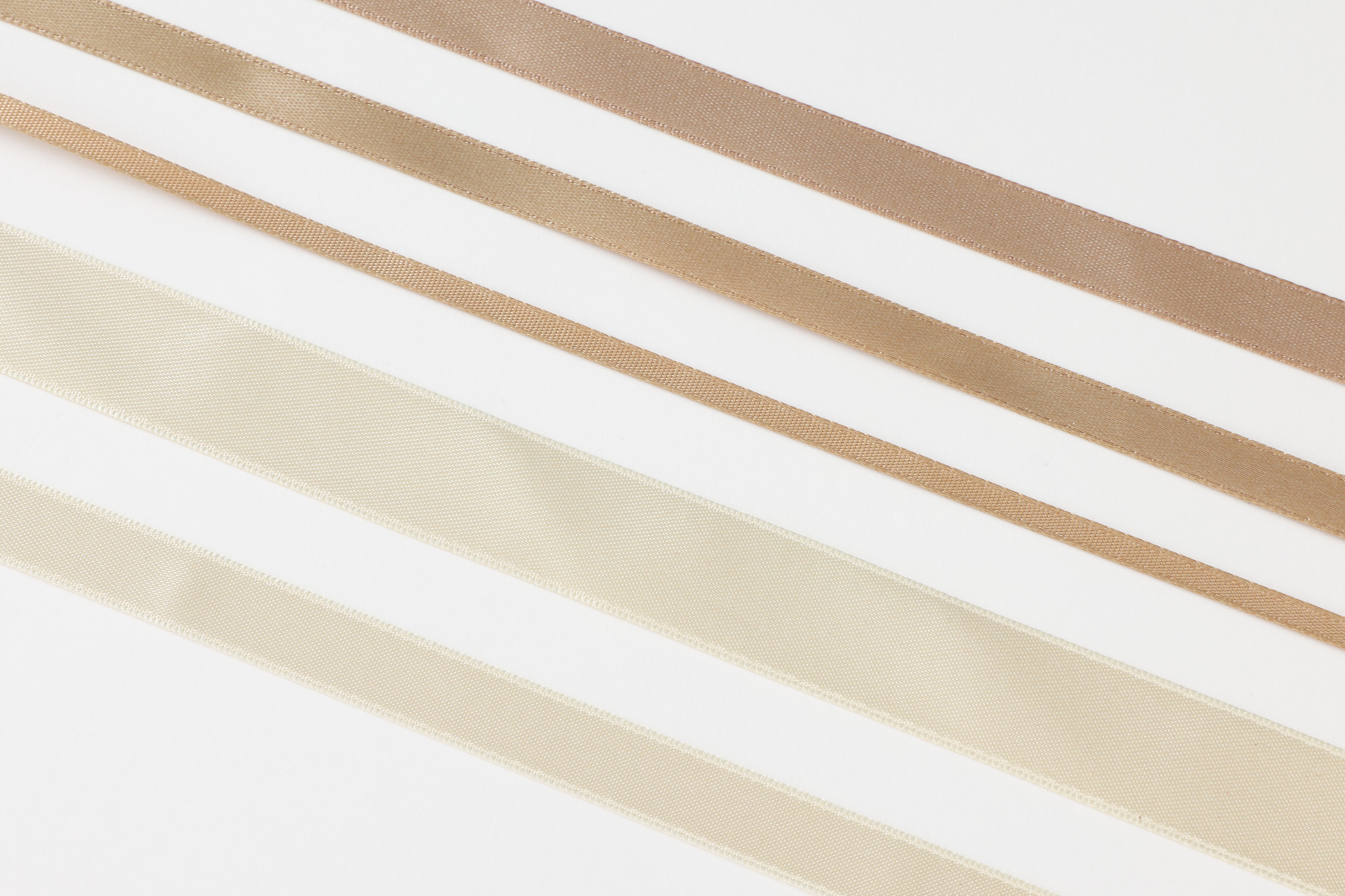 ベージュリボン ５種類 各１本