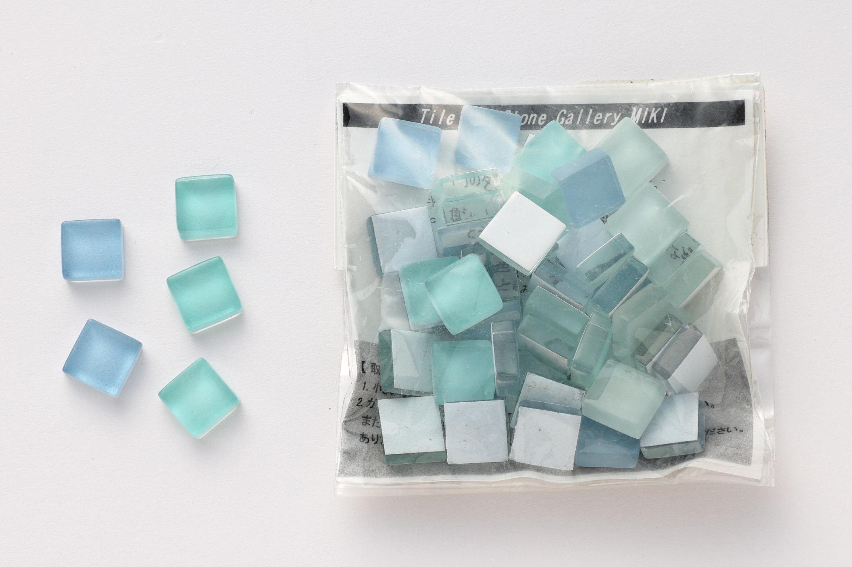 クリスタル タイル